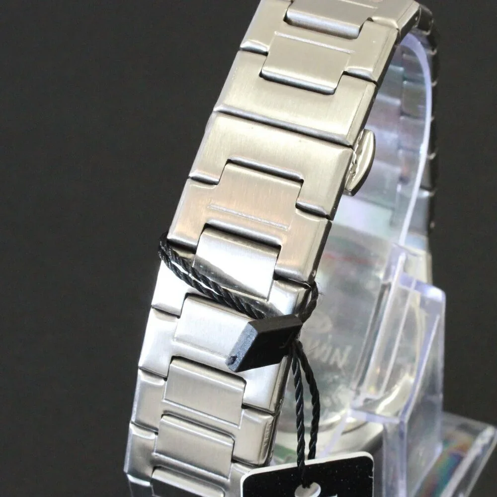 Men's Sports Watch Integrated Bracelet Silver Tone Blue Dial 41.5mm